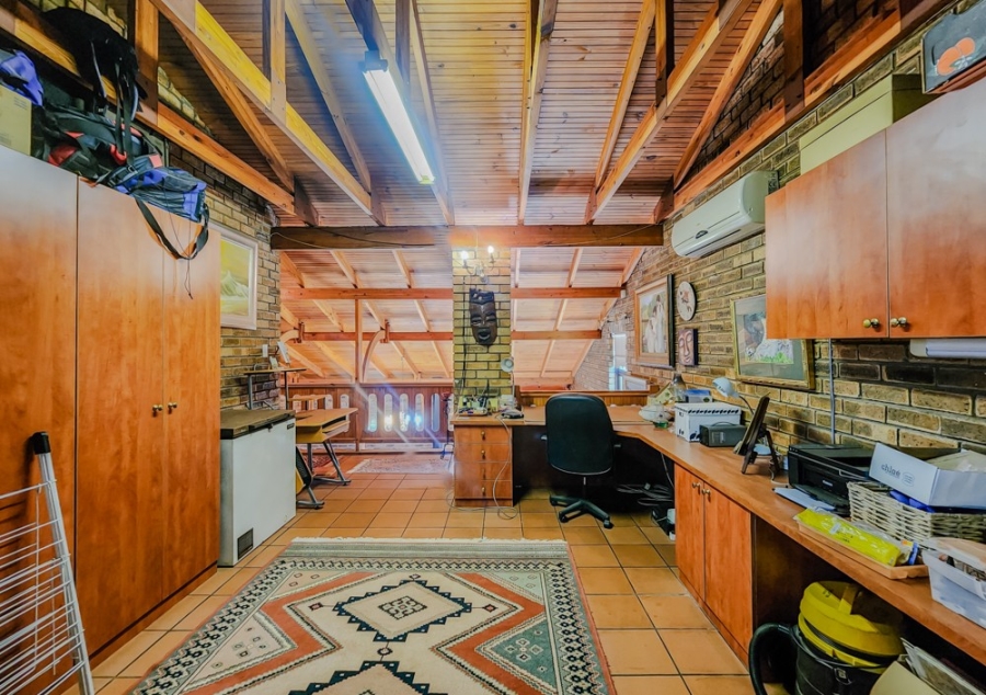 4 Bedroom Property for Sale in Durbanville Western Cape